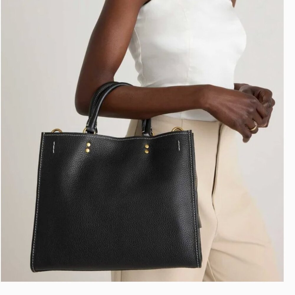 New QUINCE Italian Leather Medium Convertible Satchel bag Black